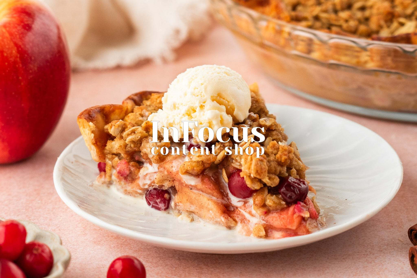 Apple Cranberry Crumble Pie- Exclusive