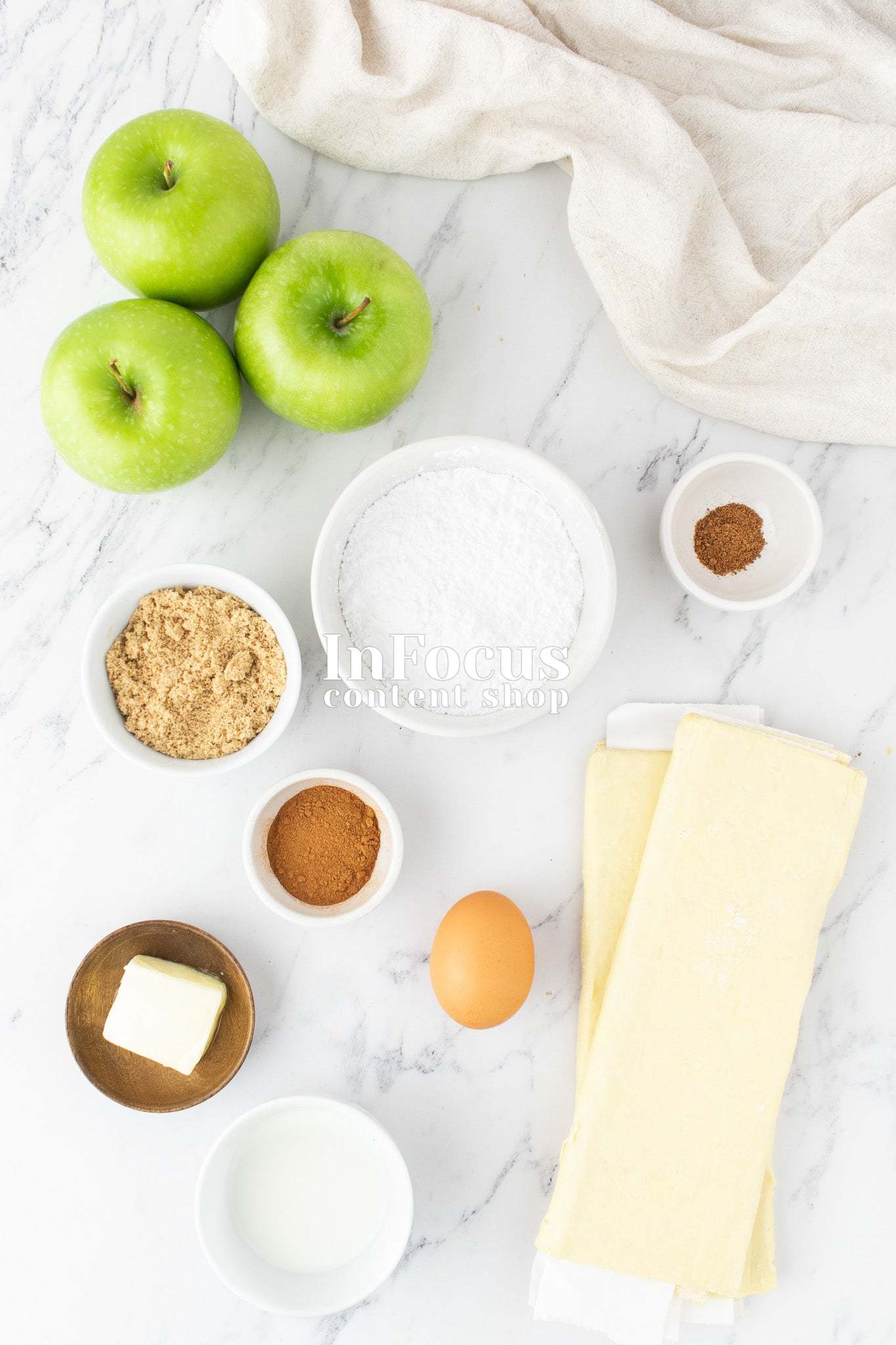 Apple Strudel- Exclusive
