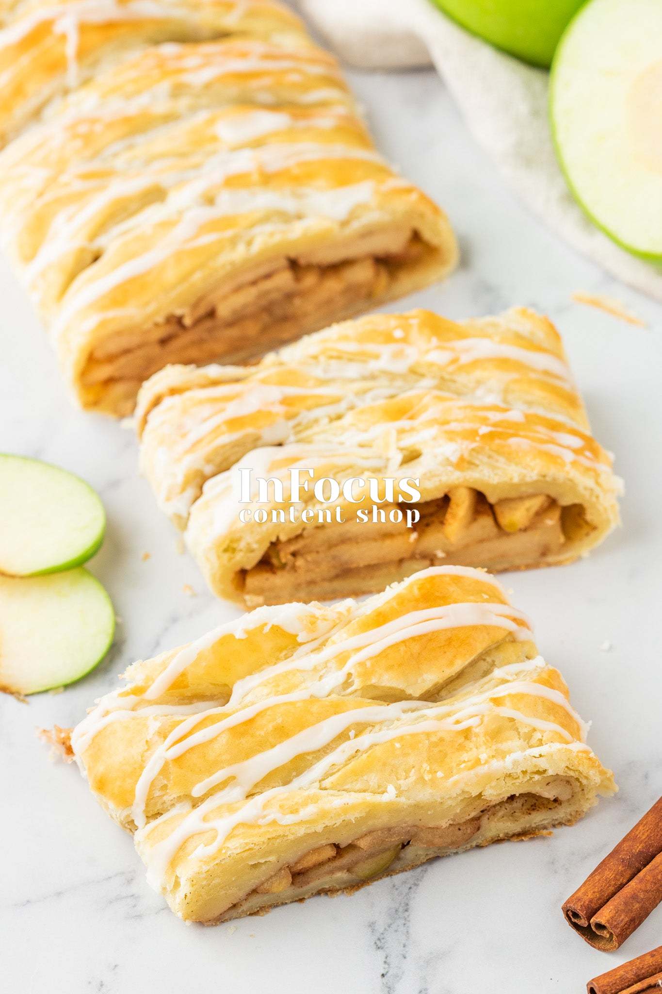 Apple Strudel- Exclusive