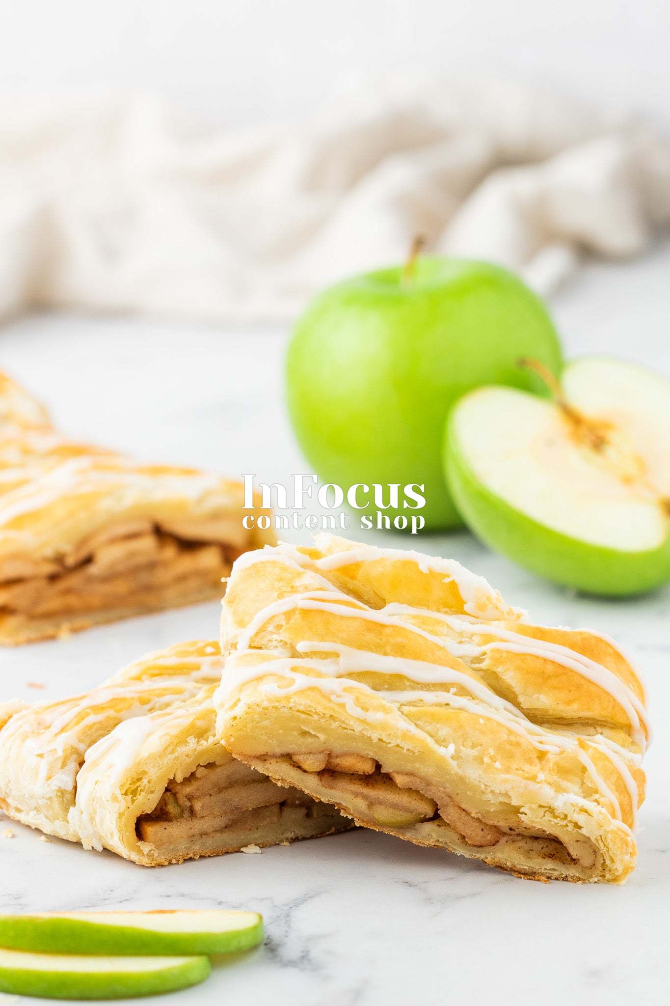 Apple Strudel- Exclusive
