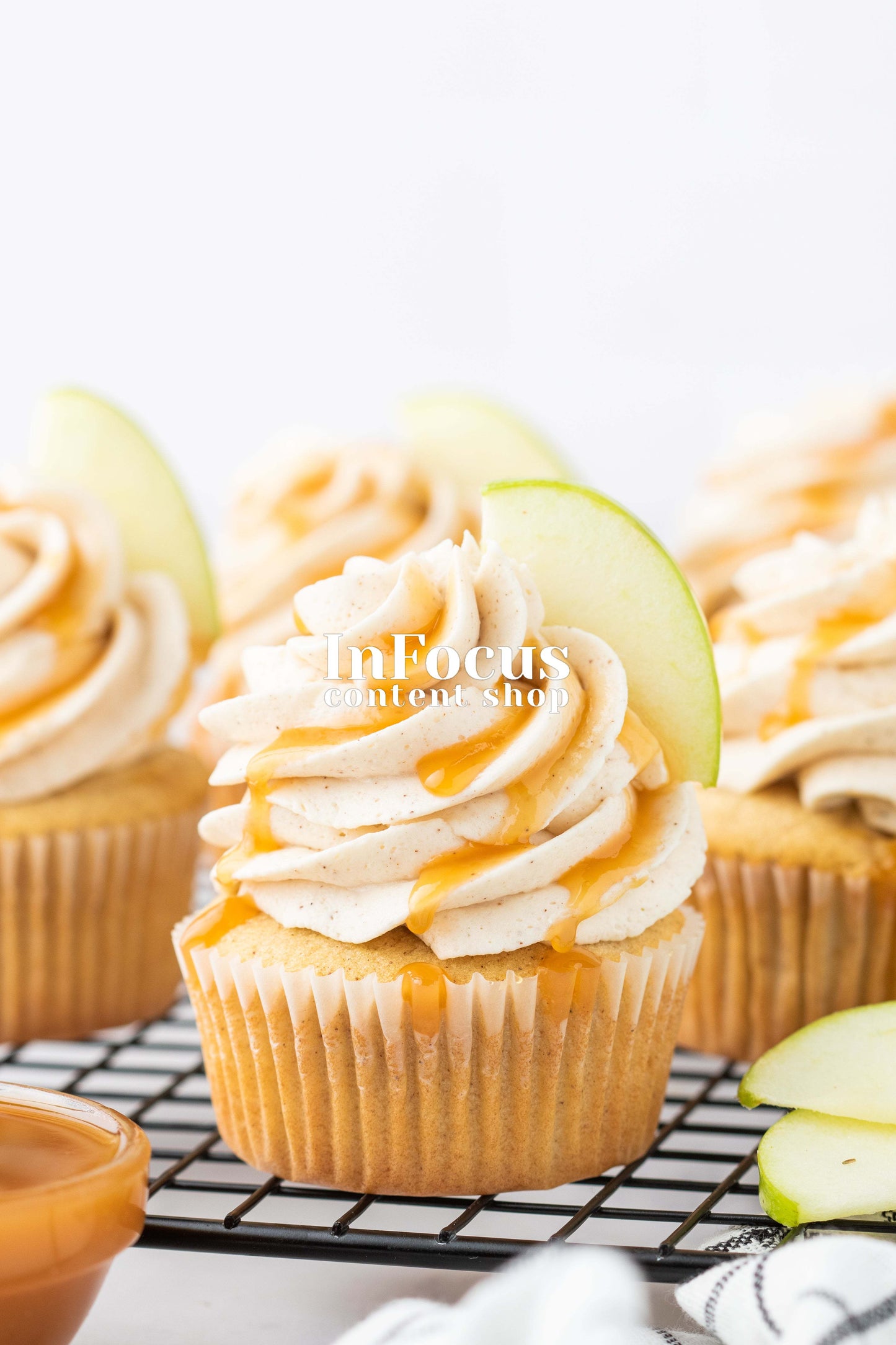 Caramel Apple Cupcakes- Semi-Exclusive Set 1