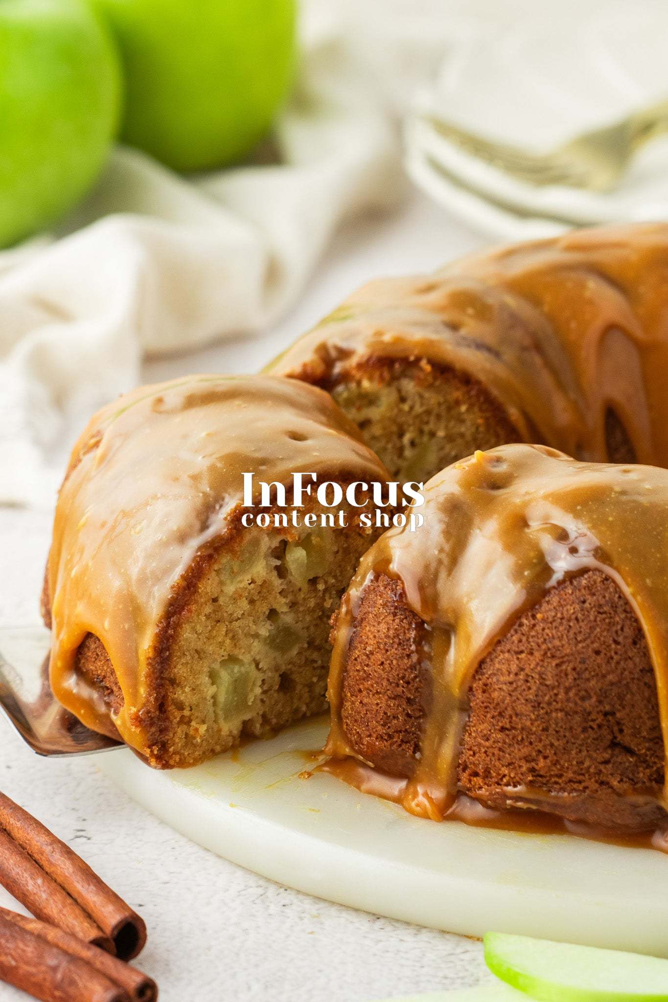 Caramel Apple Bundt Cake- Exclusive