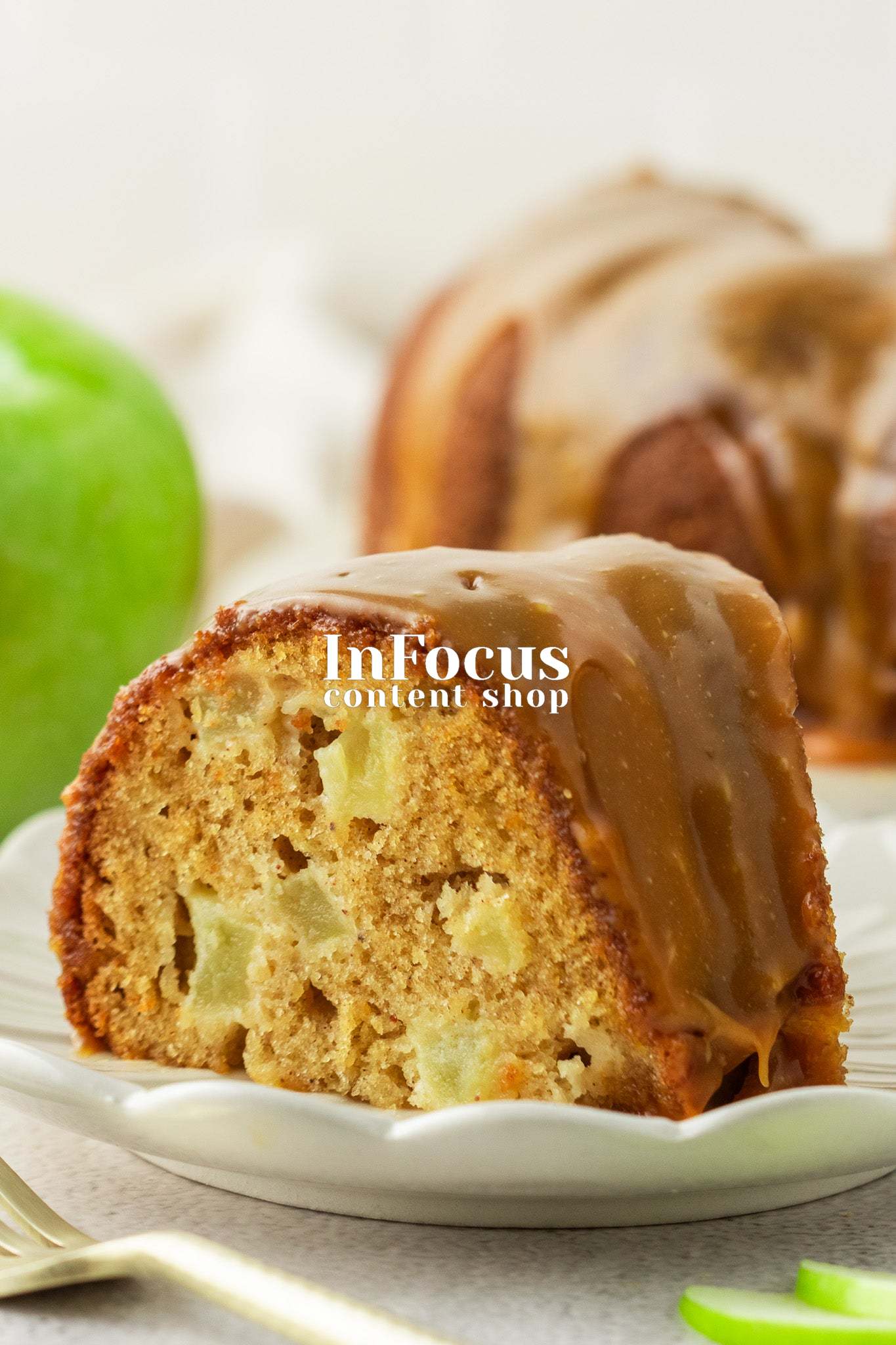 Caramel Apple Bundt Cake- Exclusive