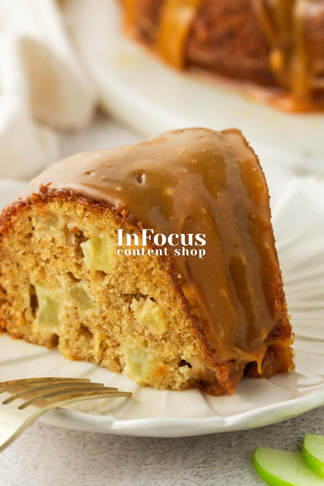 Caramel Apple Bundt Cake- Exclusive