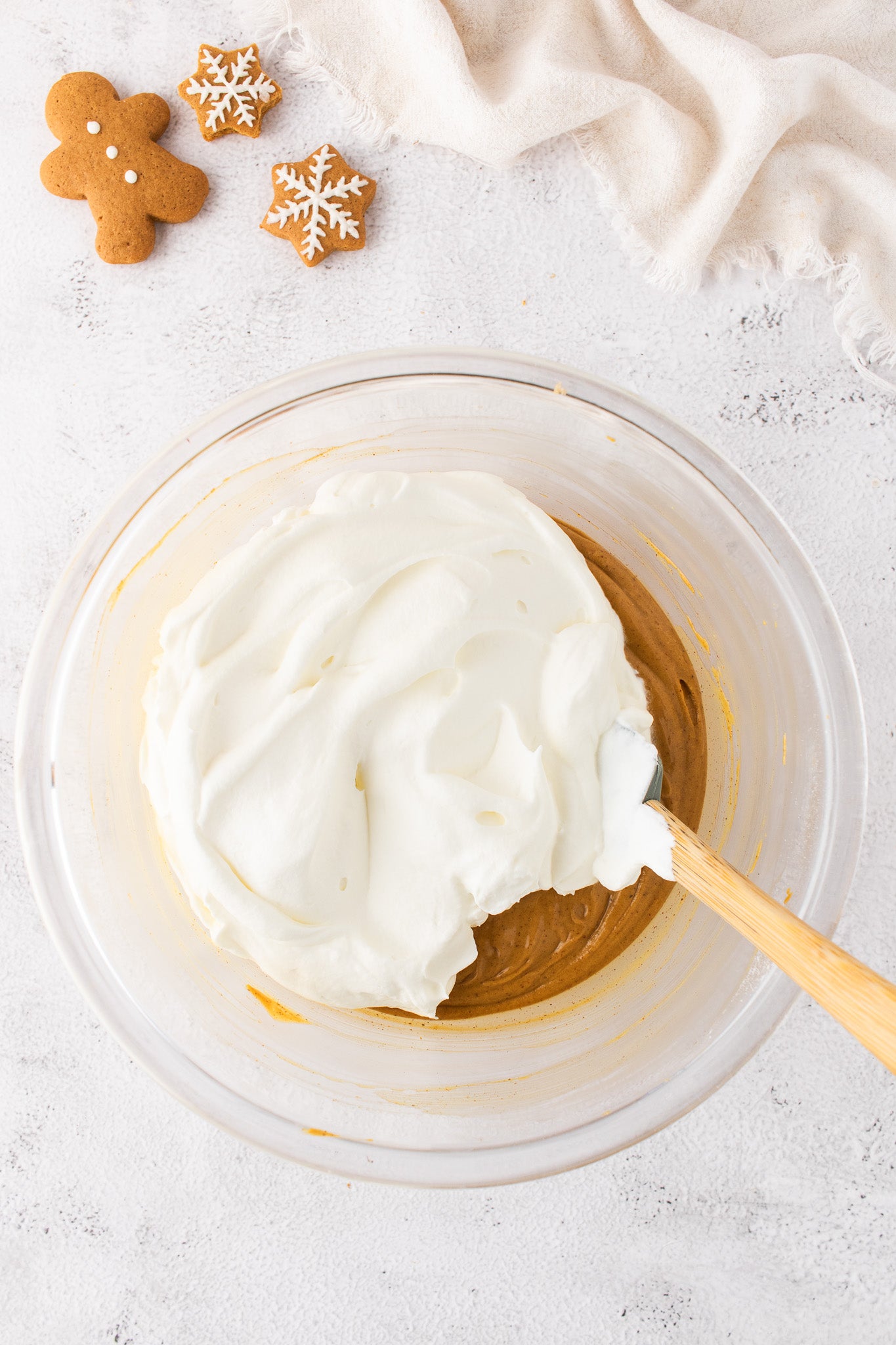 No-Bake Gingerbread Cheesecake- Exclusive