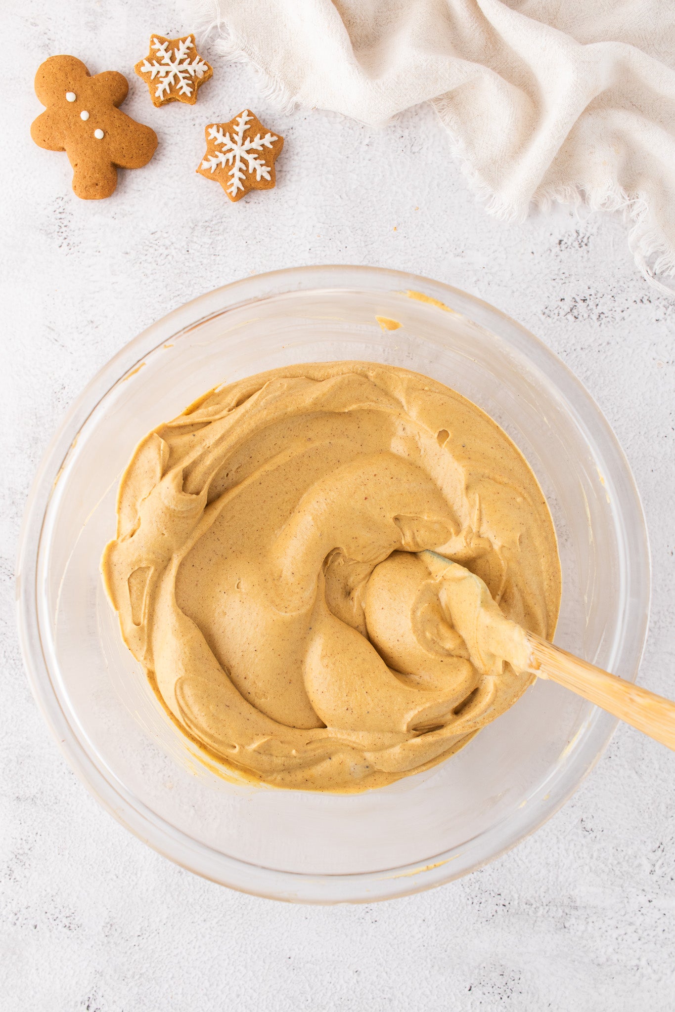 No-Bake Gingerbread Cheesecake- Exclusive