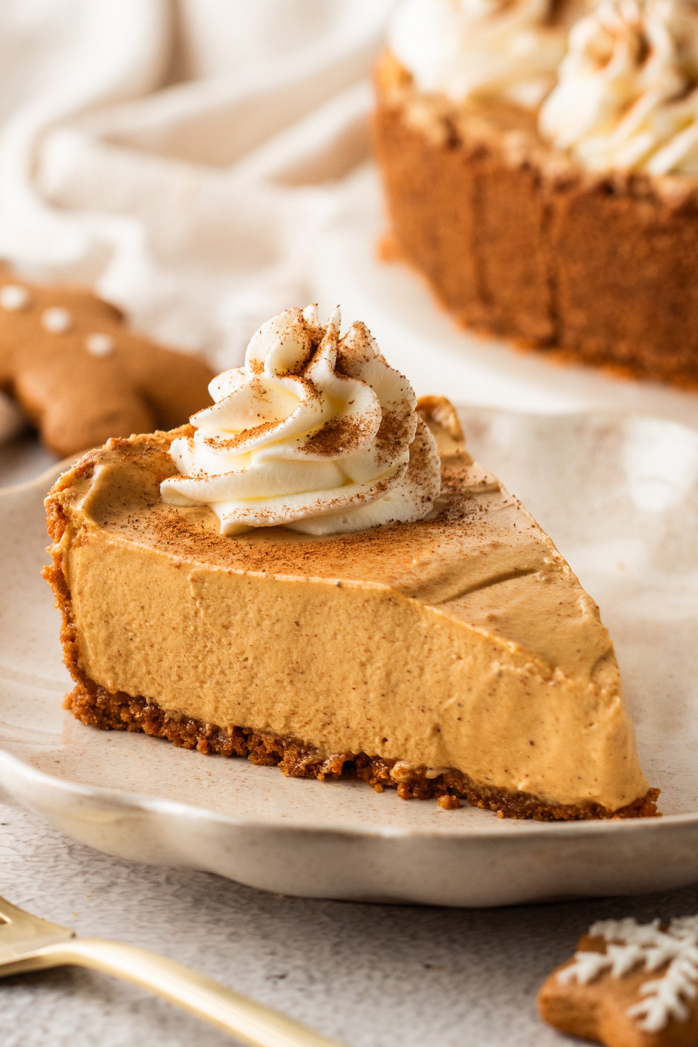 No-Bake Gingerbread Cheesecake- Exclusive