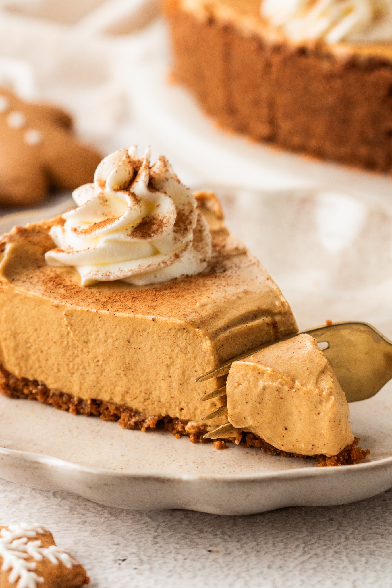 No-Bake Gingerbread Cheesecake- Exclusive
