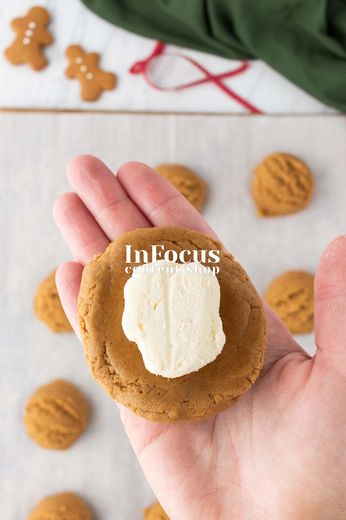 Gingerbread Cheesecake Cookies- Exclusive