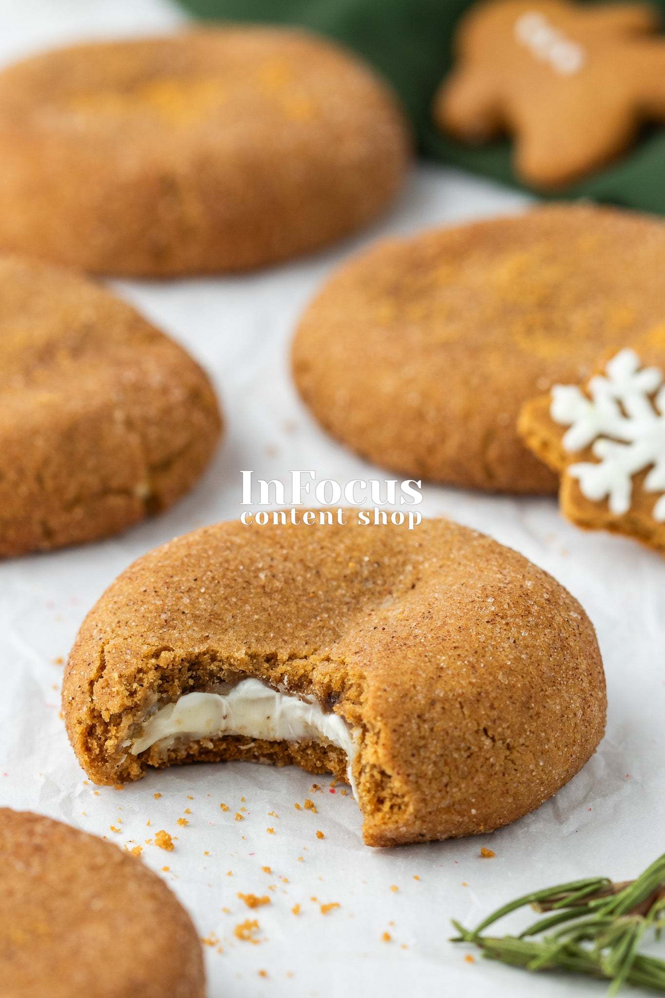 Gingerbread Cheesecake Cookies- Exclusive