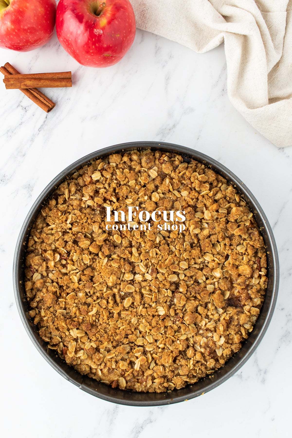 Apple Crumble Cheesecake- Exclusive