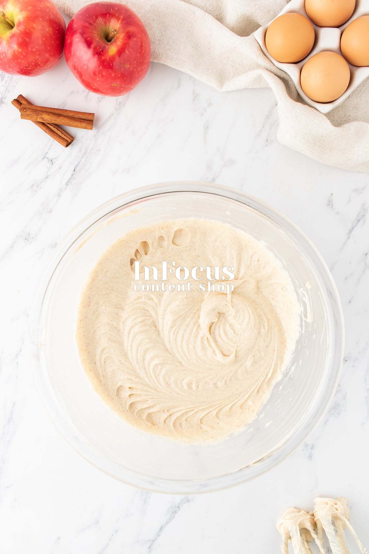 Apple Crumble Cheesecake- Exclusive