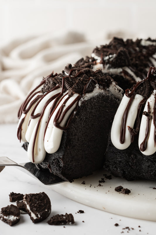 Oreo Bundt Cake- Exclusive