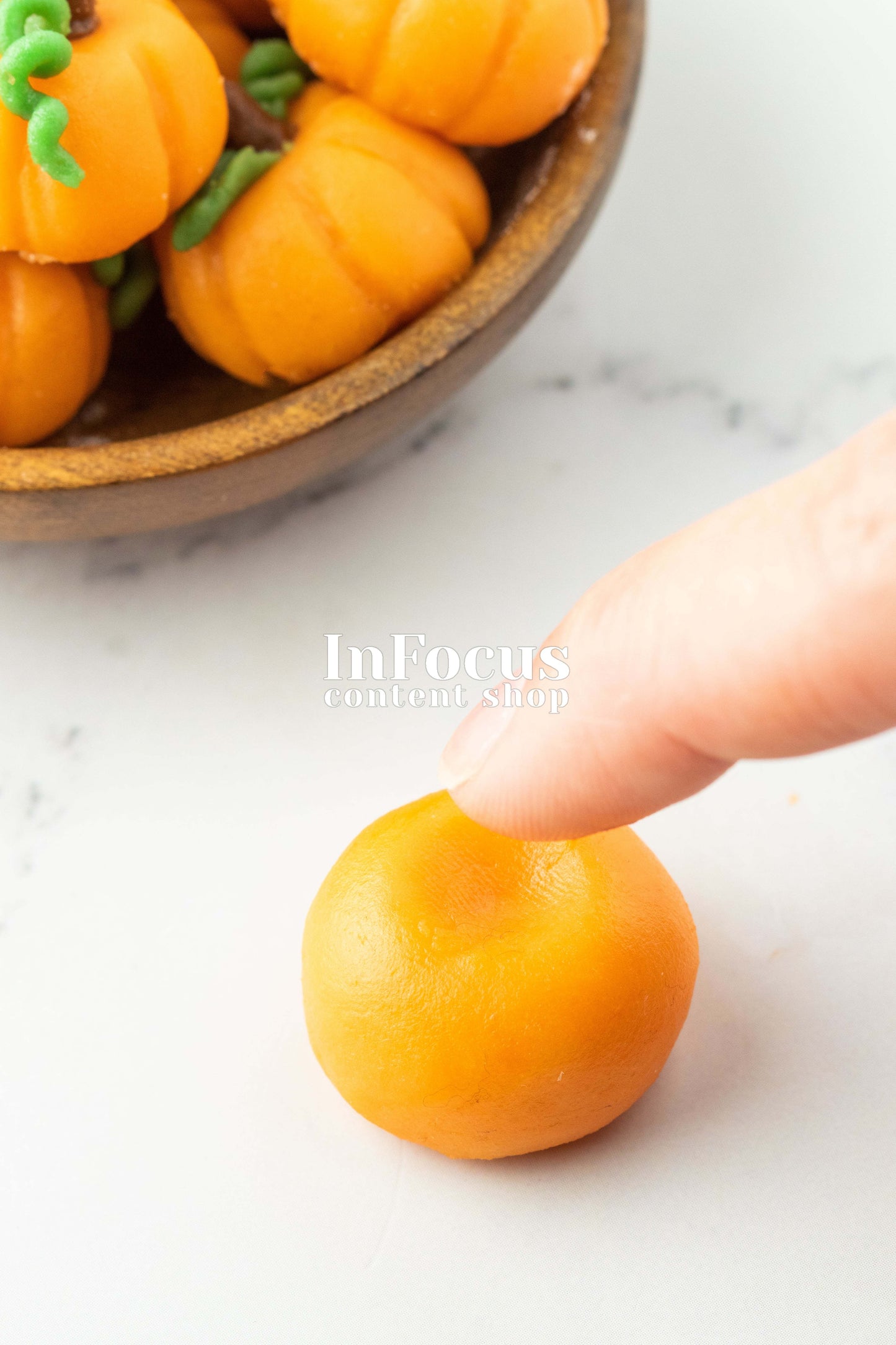 Pumpkin Cupcakes + Marzipan Pumpkins- Exclusive Bundle