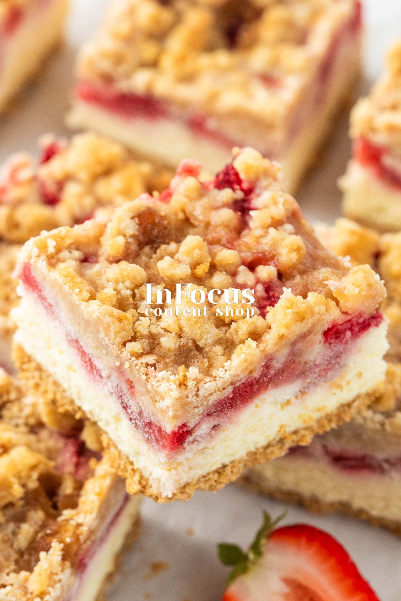 Strawberry Crumble Cheesecake Bars- Exclusive