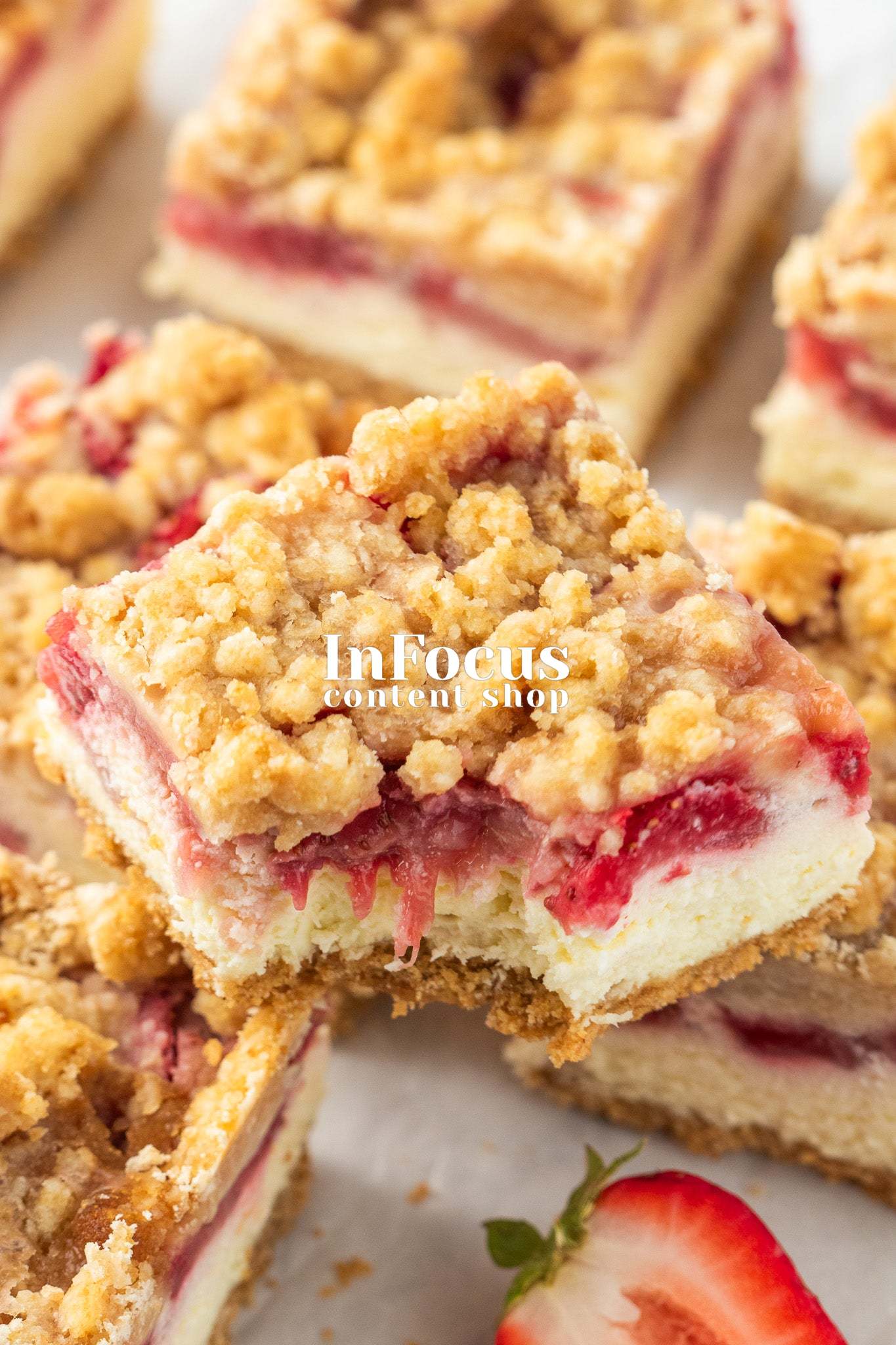 Strawberry Crumble Cheesecake Bars- Exclusive