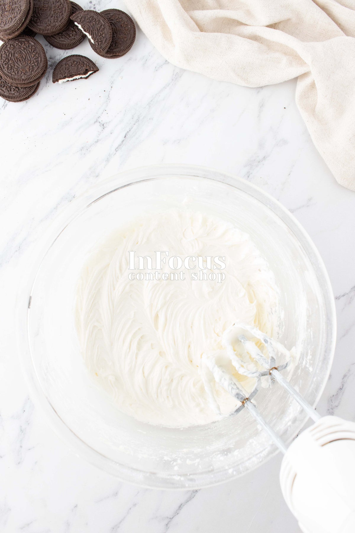 Crumbl Copycat Oreo Cookies- Exclusive