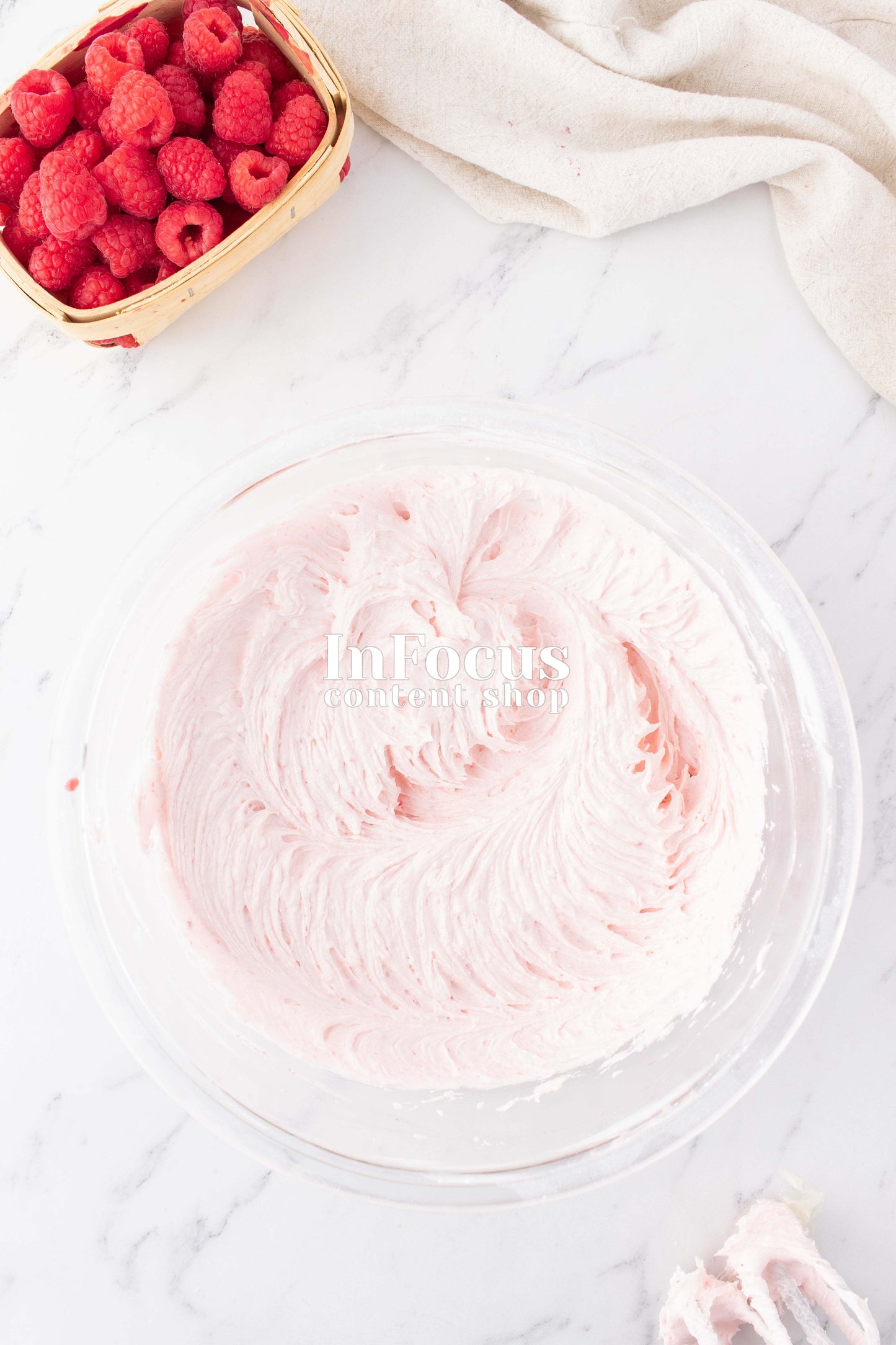 Raspberry Vanilla Cake- Semi-Exclusive Set 2