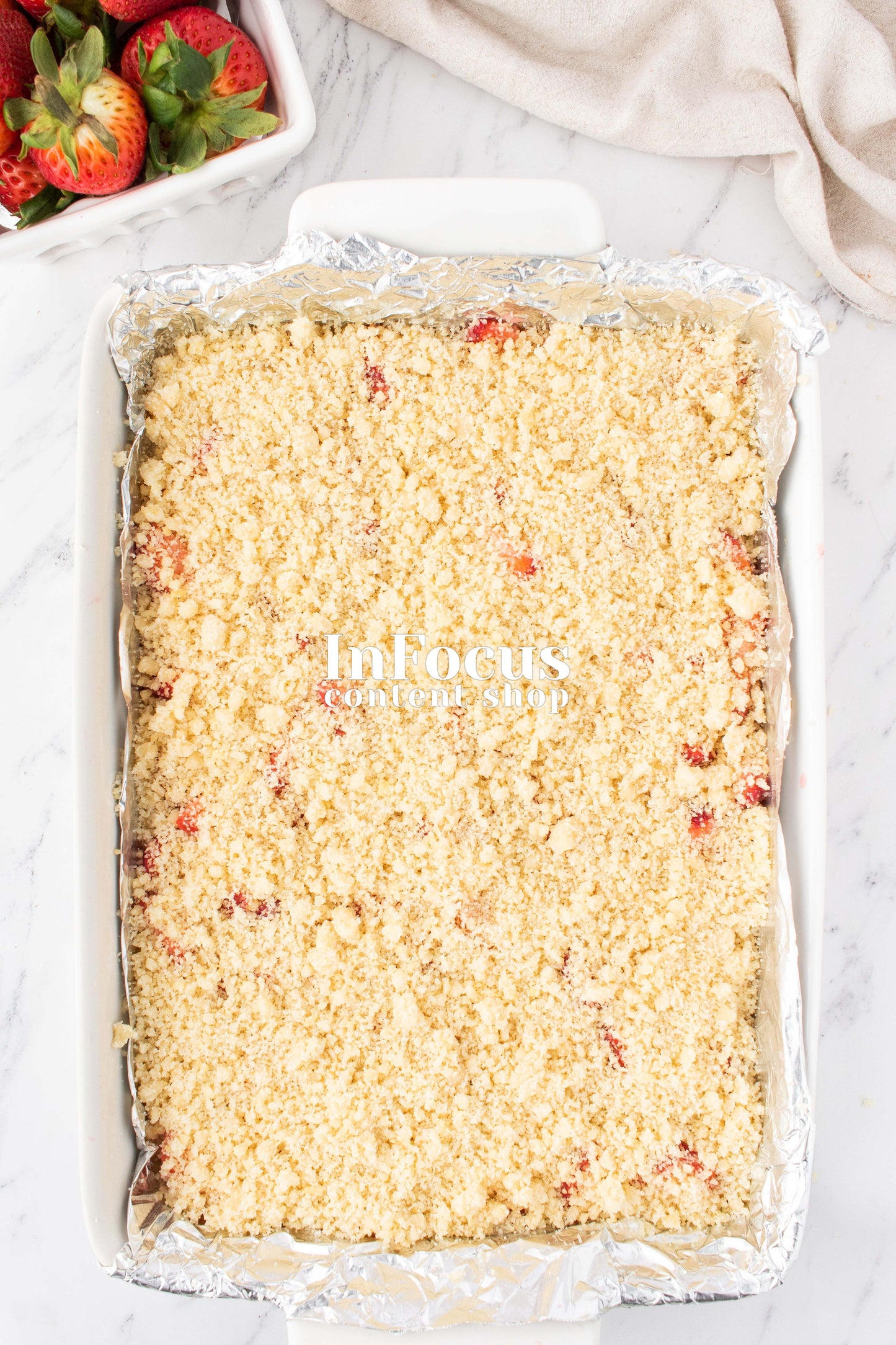 Strawberry Crumble Bars- Exclusive