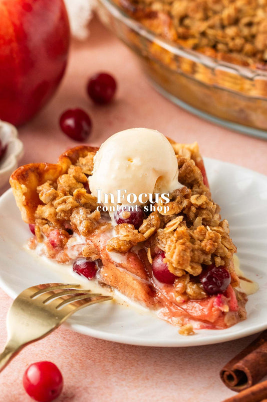 Apple Cranberry Crumble Pie- Exclusive