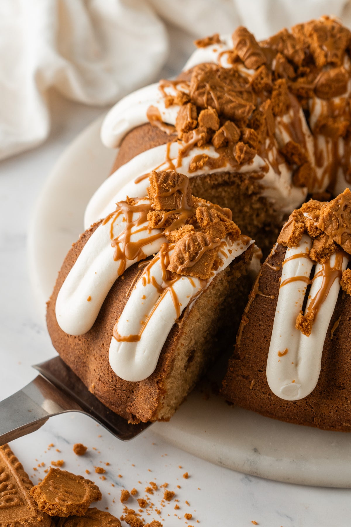 Biscoff Bundt Cake- Exclusive