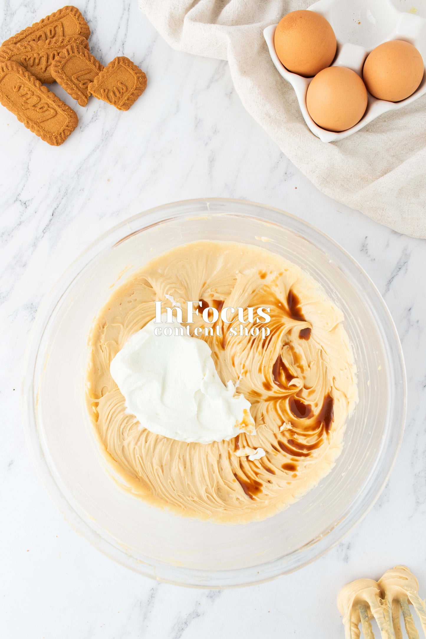 Biscoff Cheesecake Bars- Exclusive