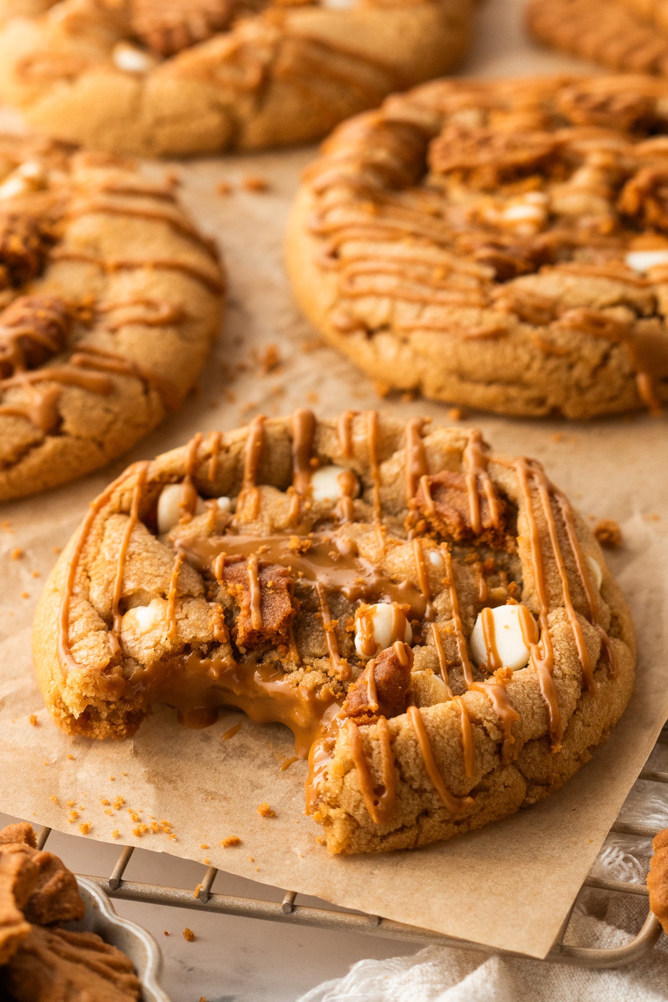 Biscoff Lava / Biscoff Stuffed Cookies- Exclusive