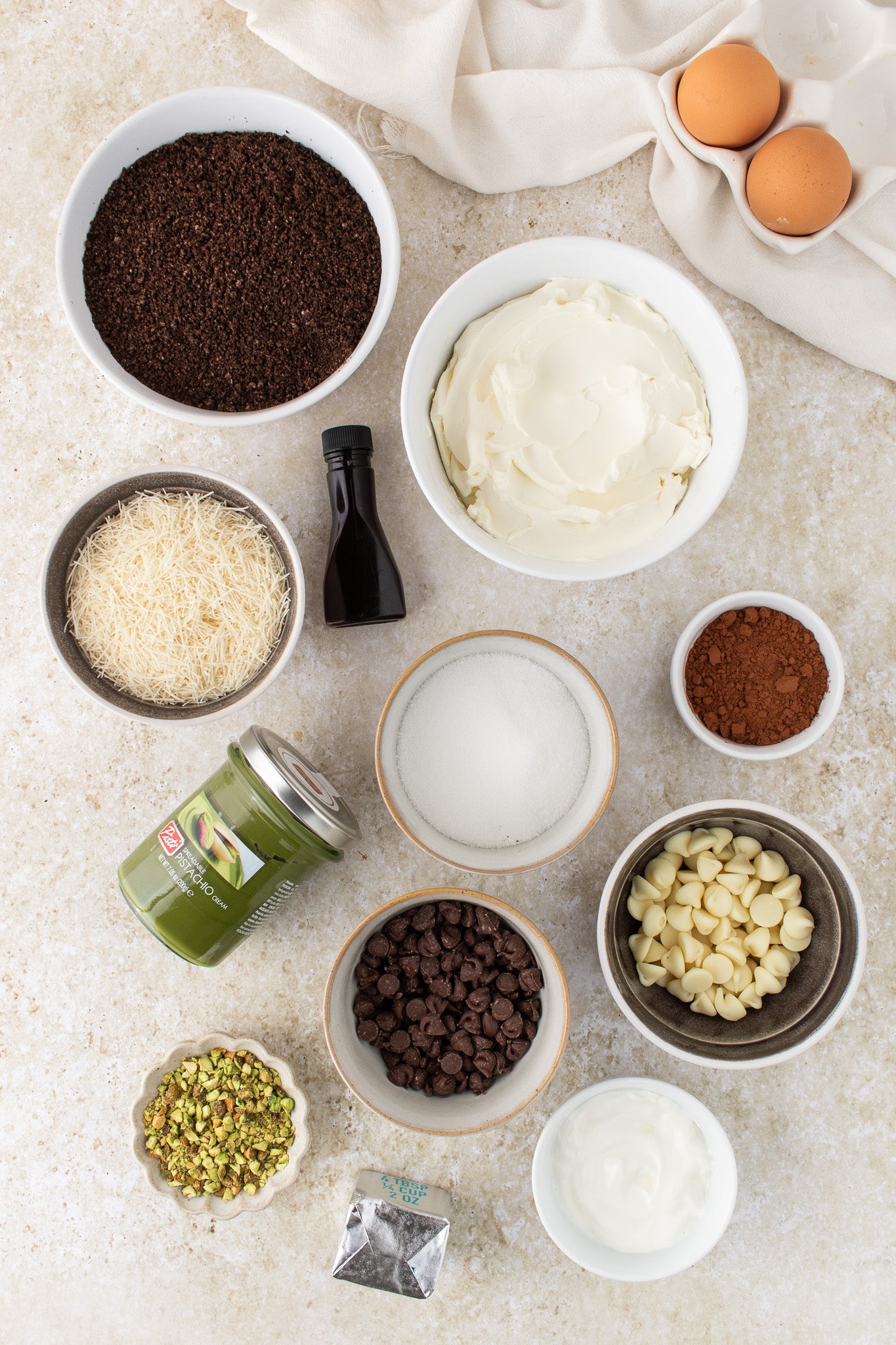 Dubai Chocolate Mini Cheesecakes- Exclusive