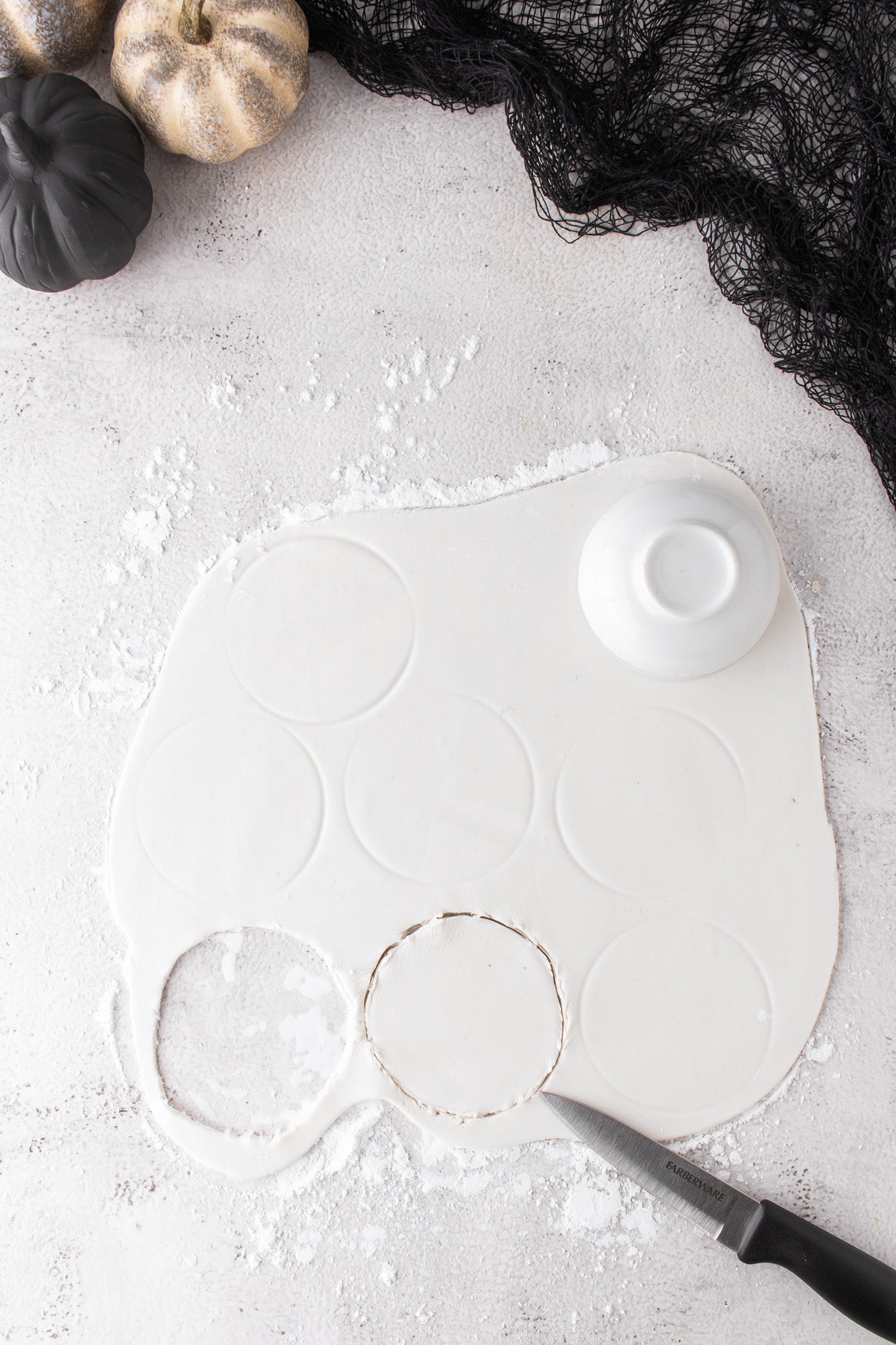 Ghost Oreo Truffles- Exclusive