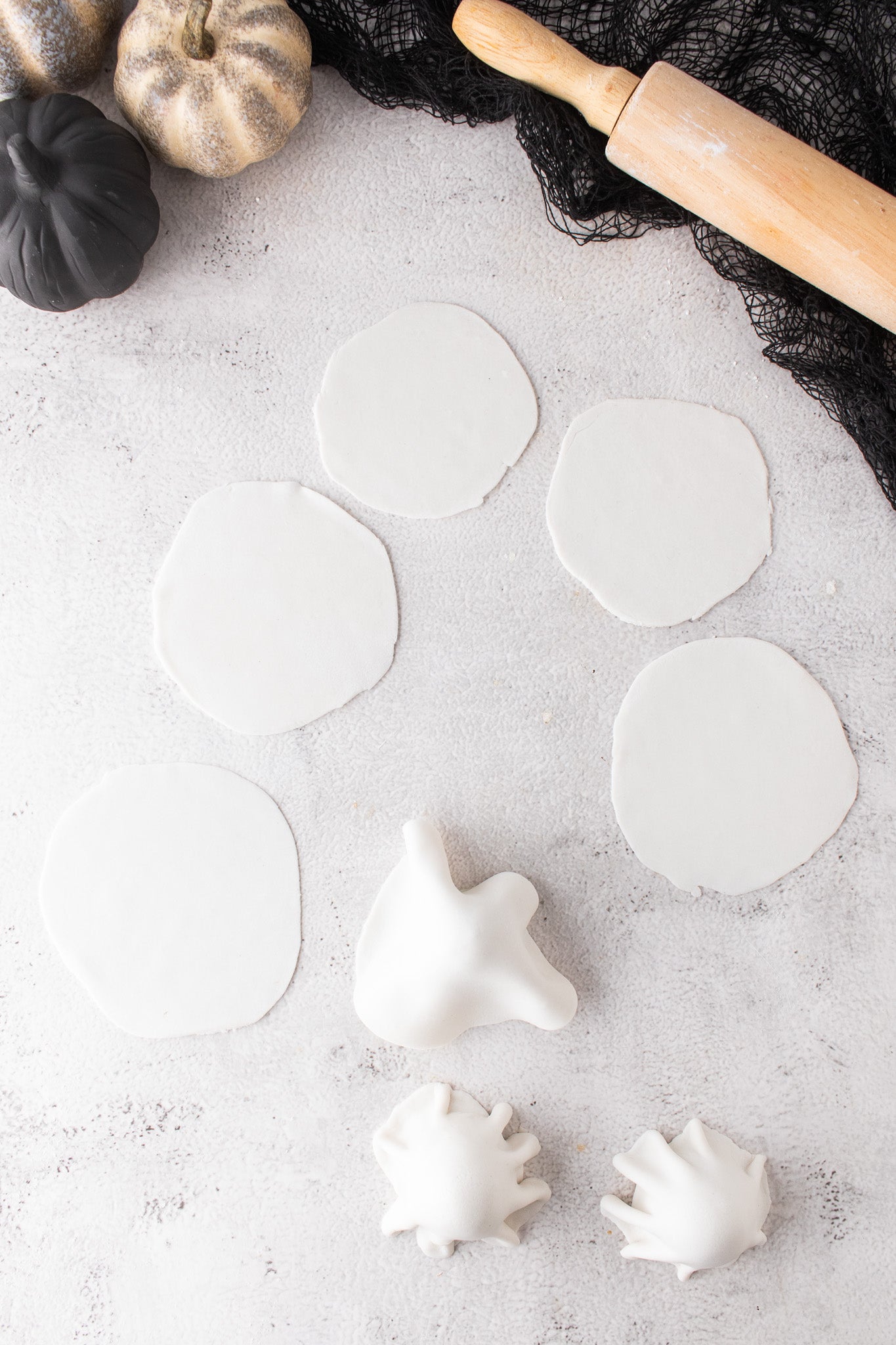Ghost Oreo Truffles- Exclusive