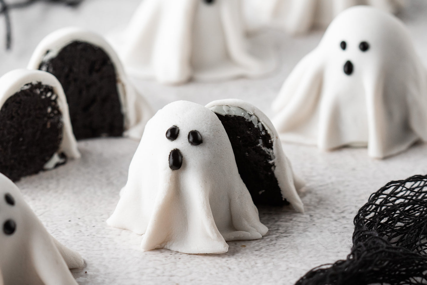 Ghost Oreo Truffles- Exclusive