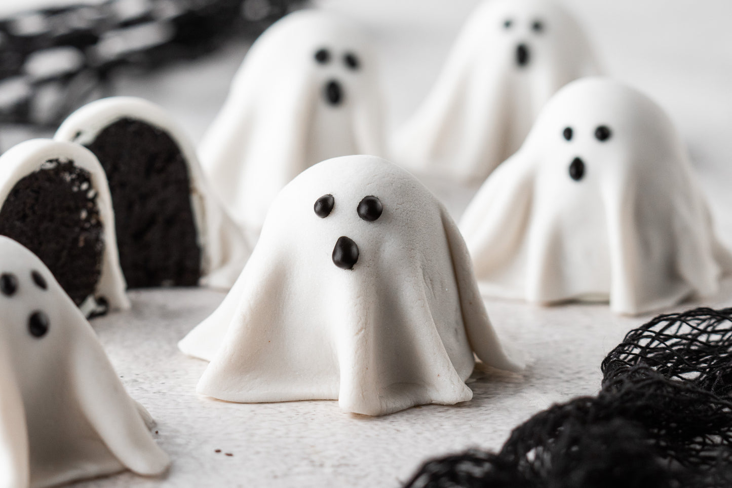 Ghost Oreo Truffles- Exclusive