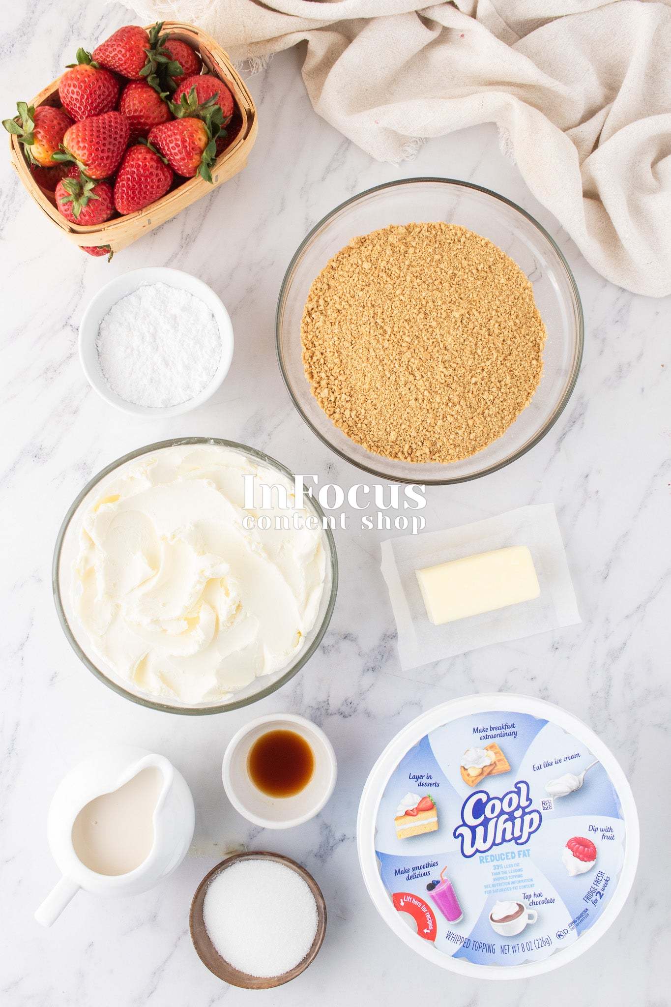 Mini Strawberry Cheesecakes (No-Bake Filling)- Exclusive