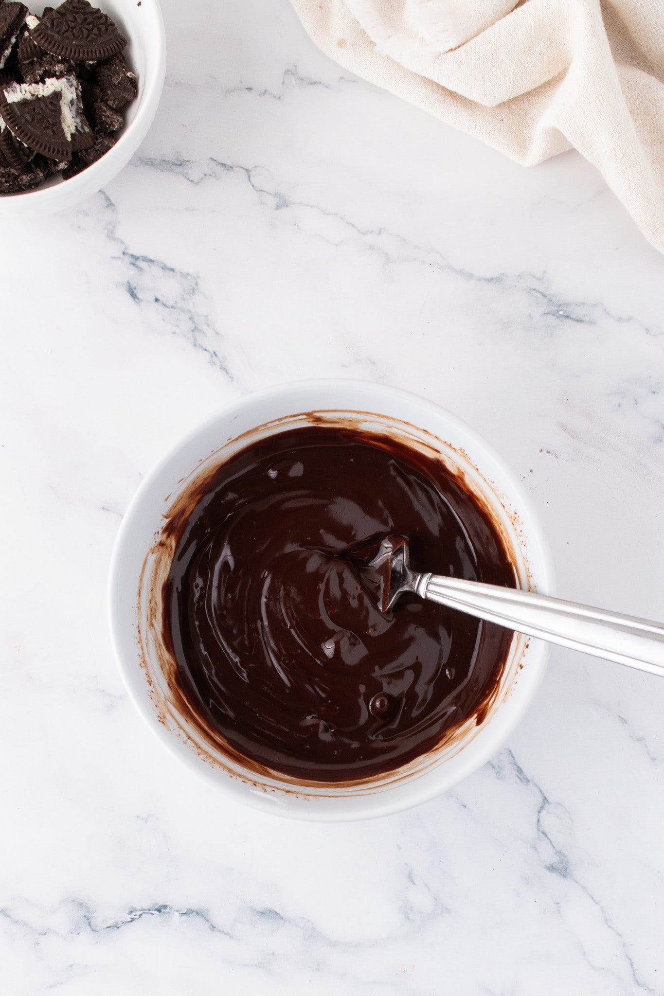 Oreo Bundt Cake- Exclusive