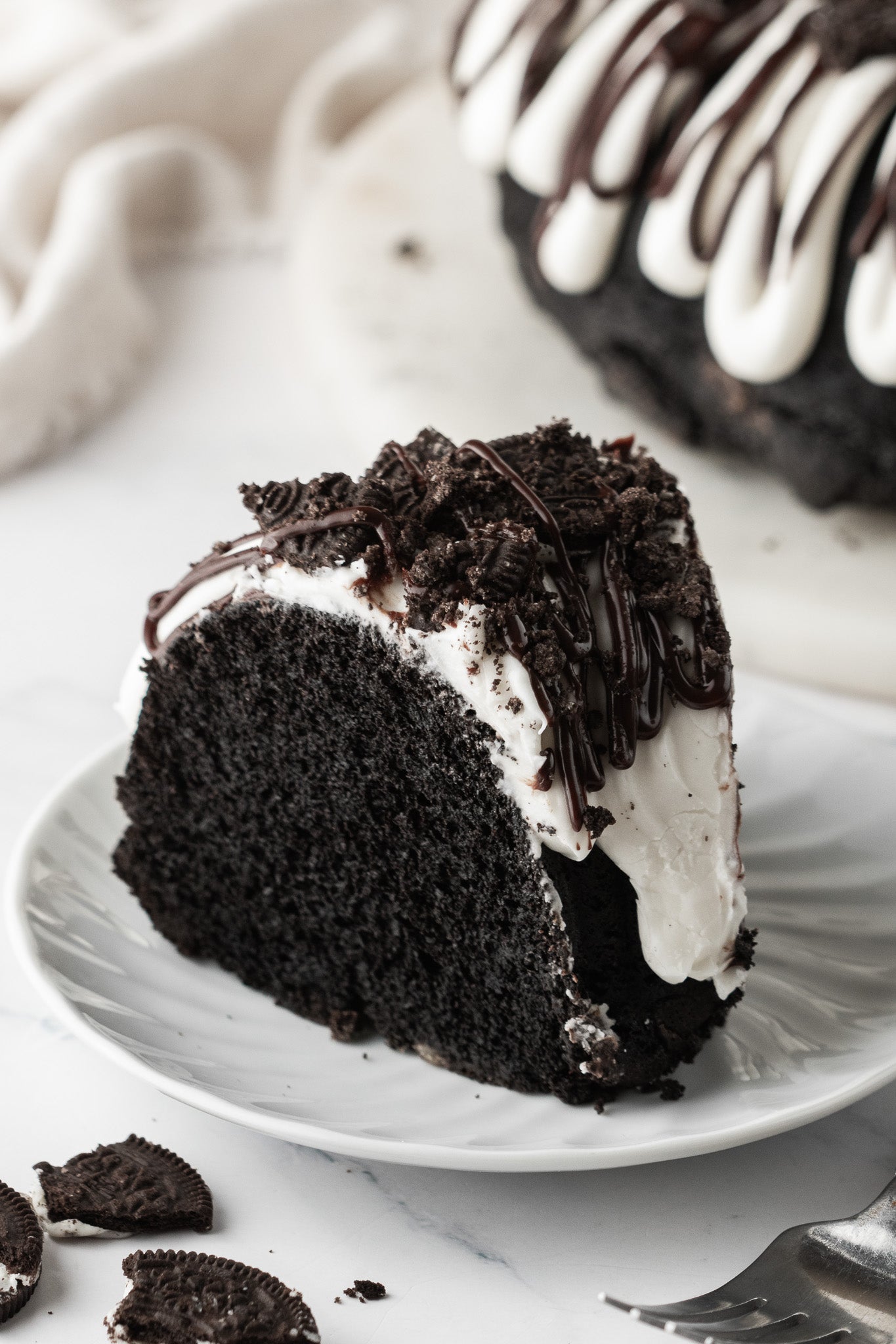 Oreo Bundt Cake- Exclusive