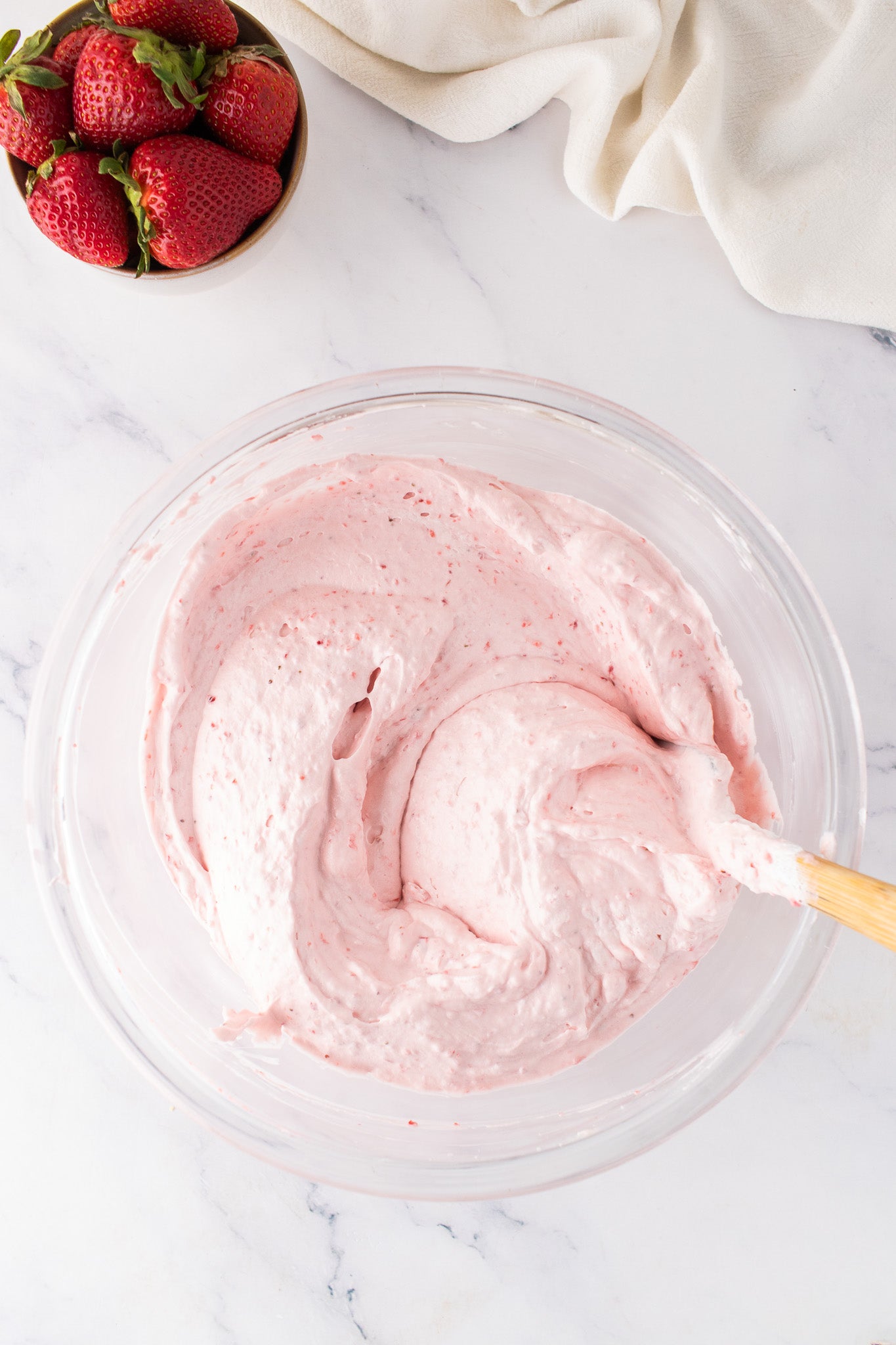 No-Bake Strawberry Cheesecake- Exclusive