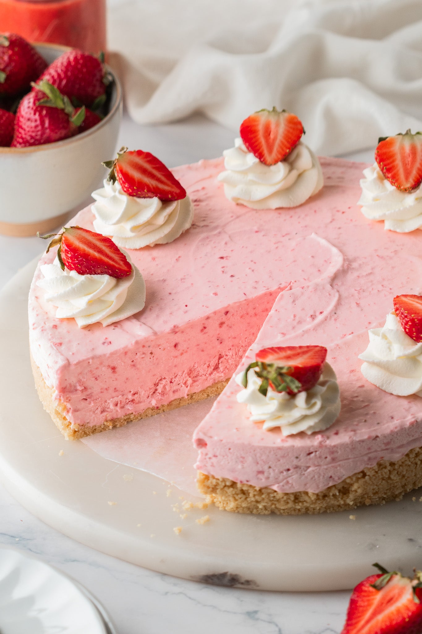 No-Bake Strawberry Cheesecake- Exclusive