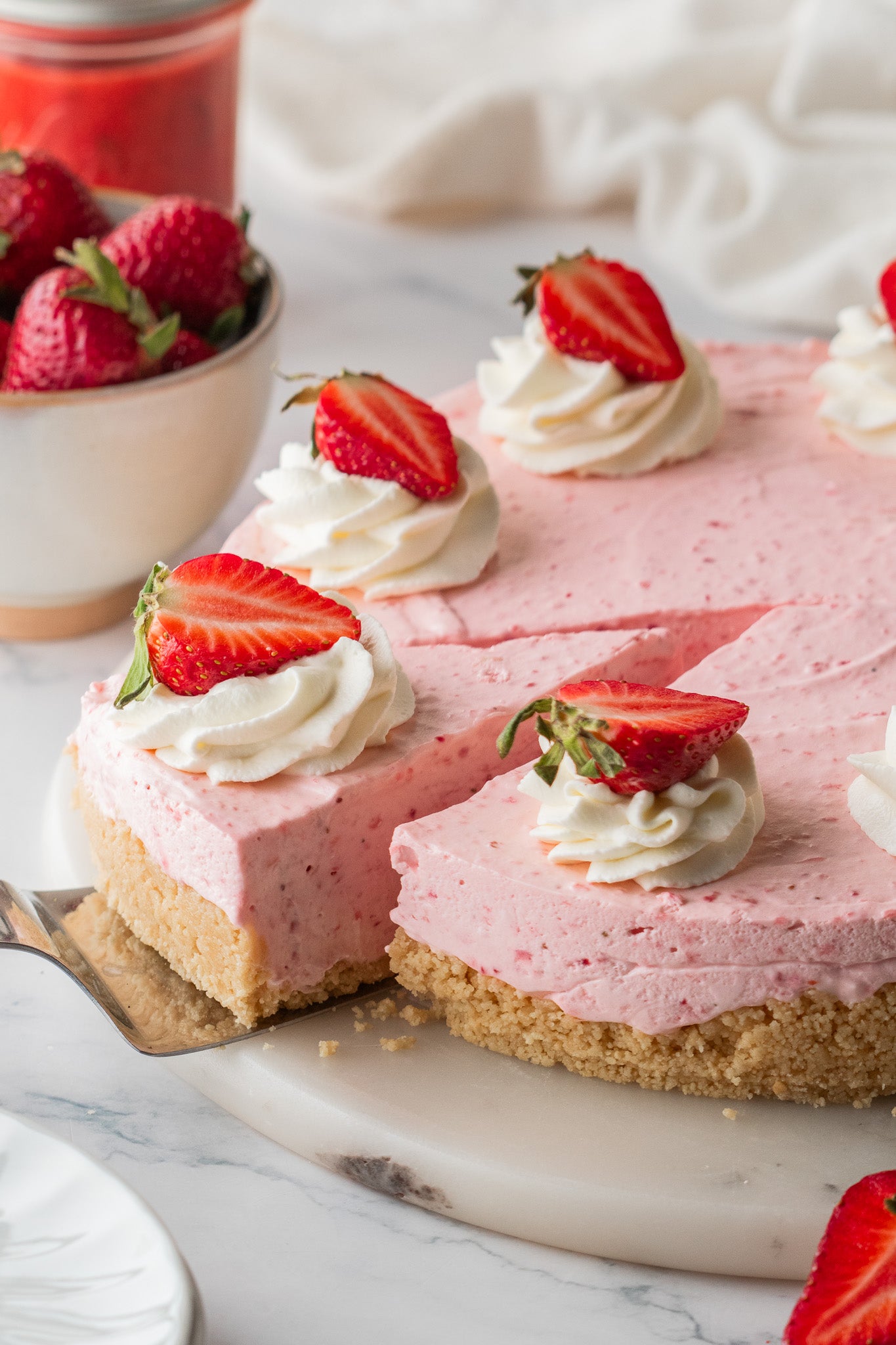 No-Bake Strawberry Cheesecake- Exclusive