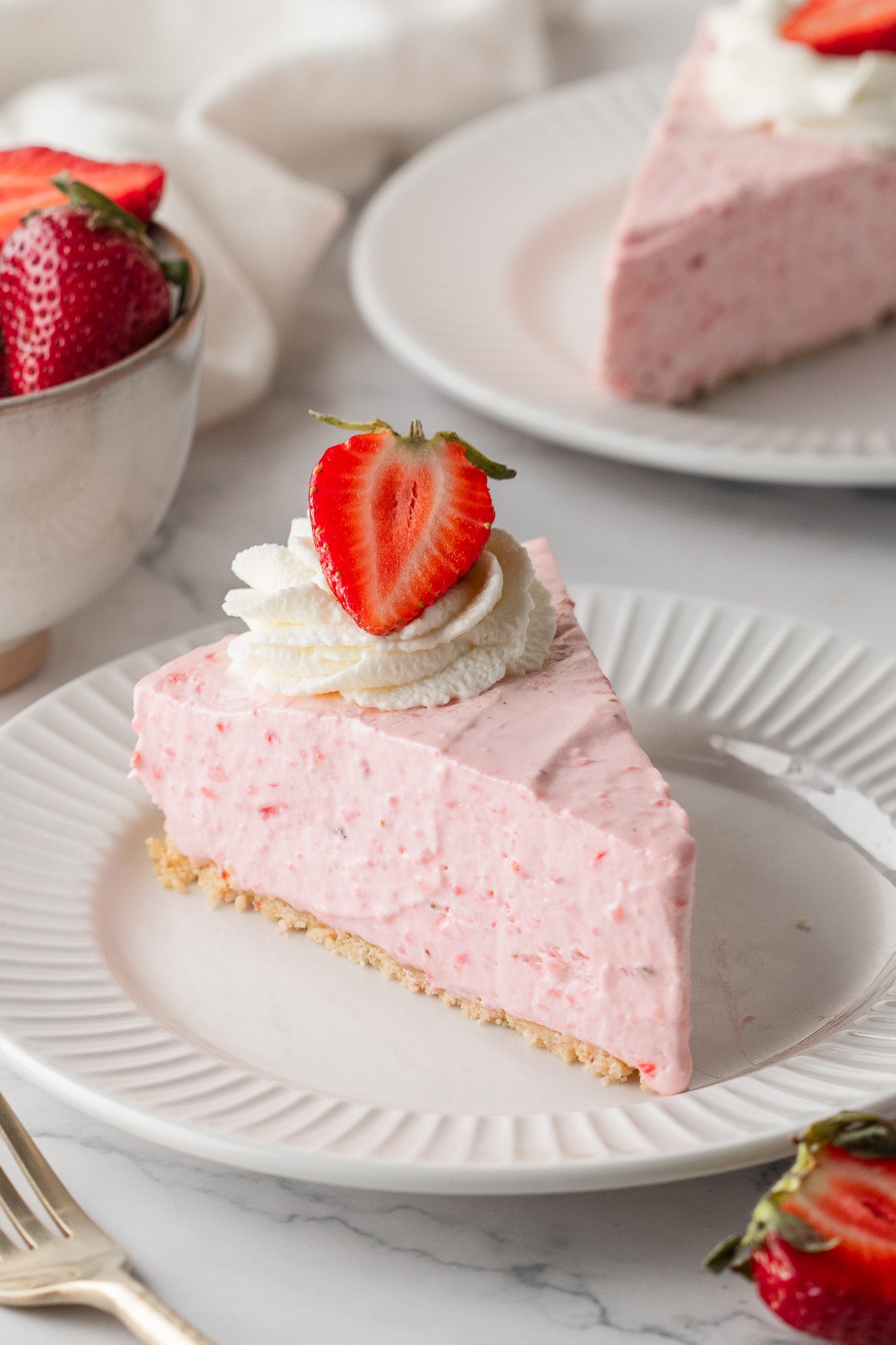 No-Bake Strawberry Cheesecake- Exclusive