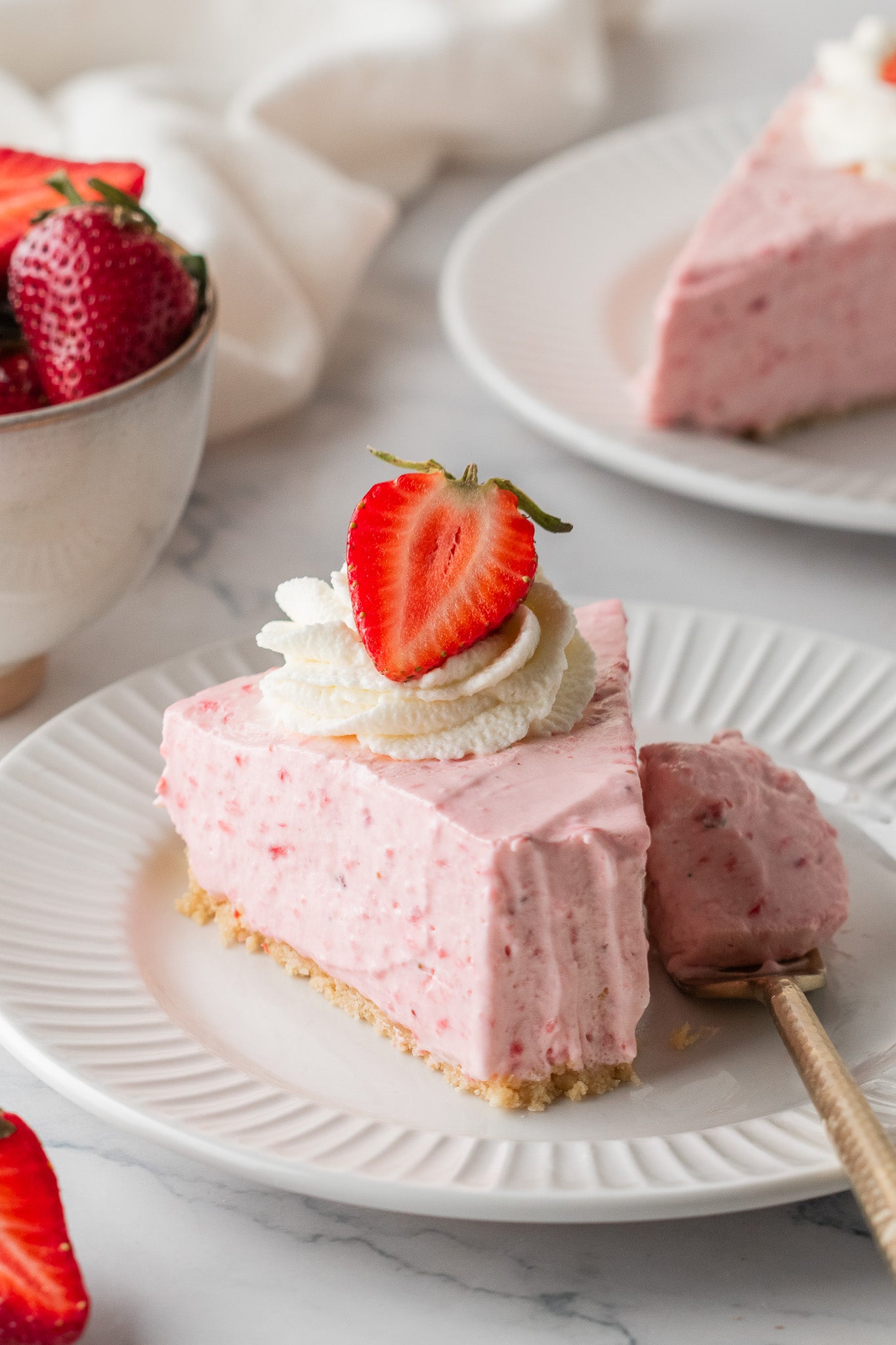 No-Bake Strawberry Cheesecake- Exclusive