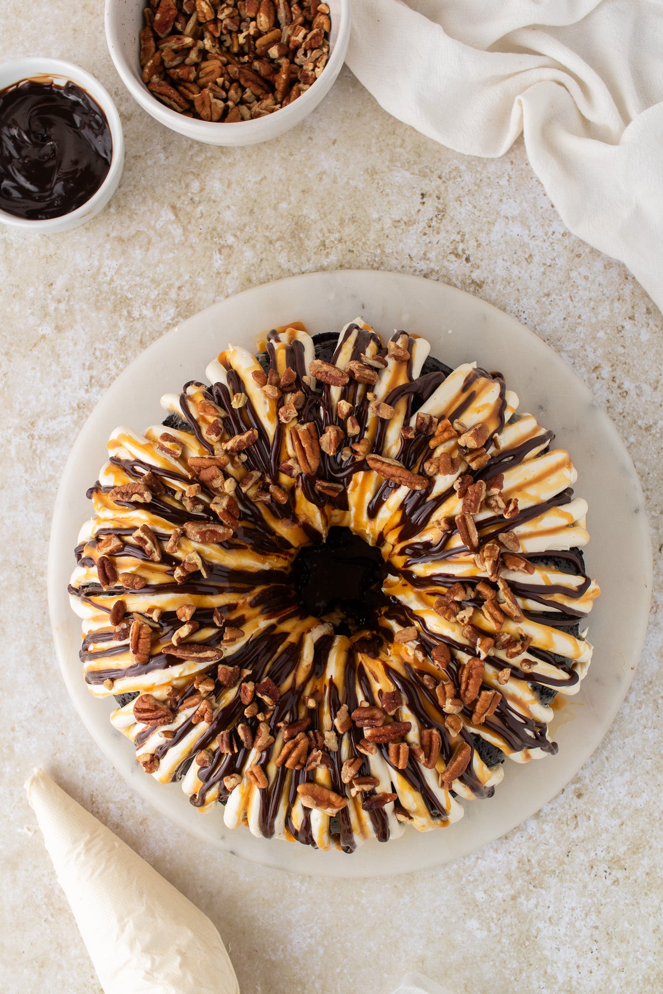 Turtle Bundt Cake- Exclusive