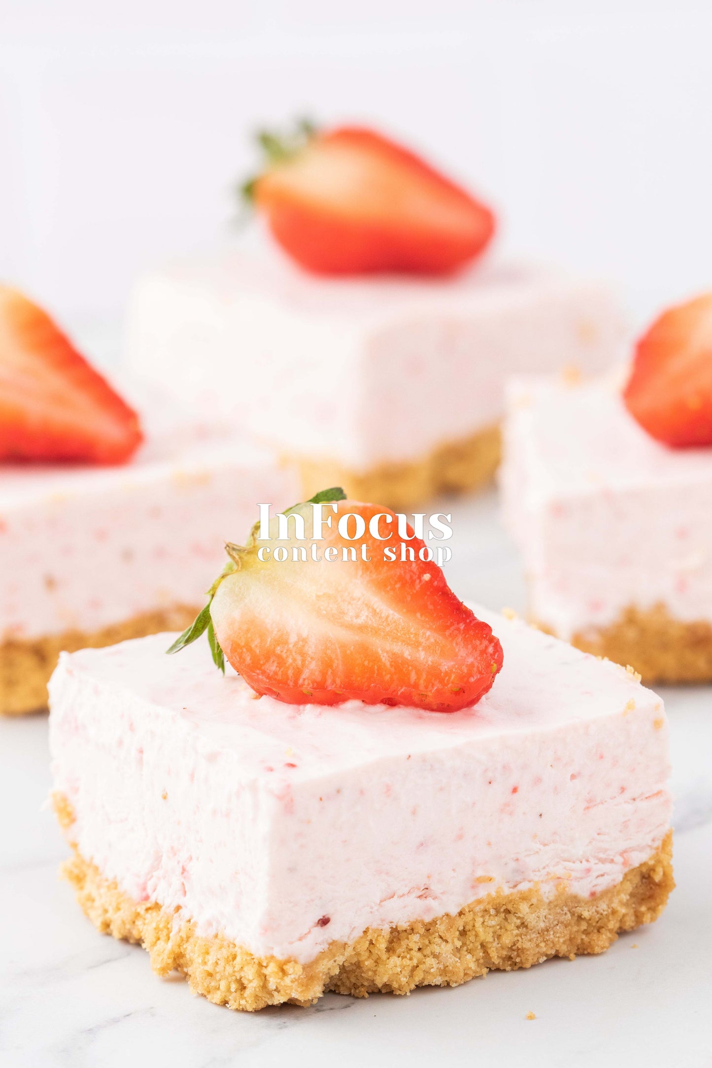 Strawberry Cheesecake Bars- Exclusive