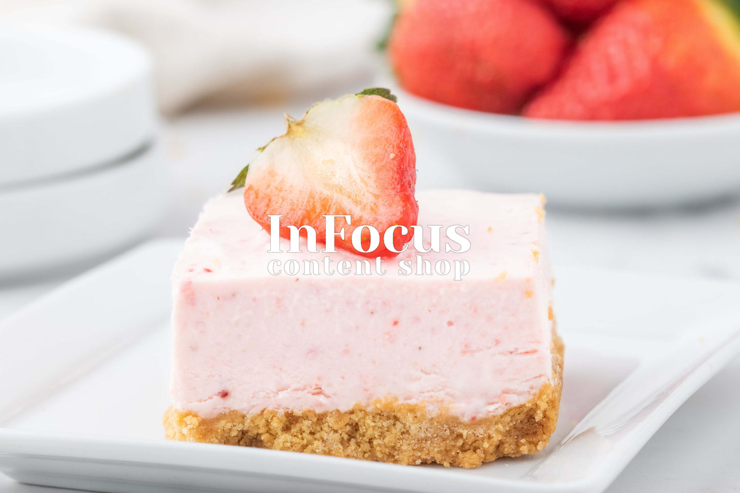 Strawberry Cheesecake Bars- Exclusive