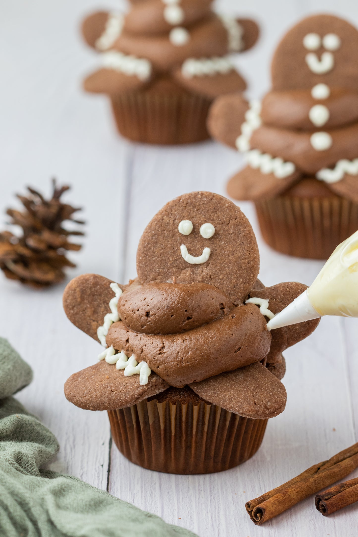 Gingerbread Cupcakes- Exclusive