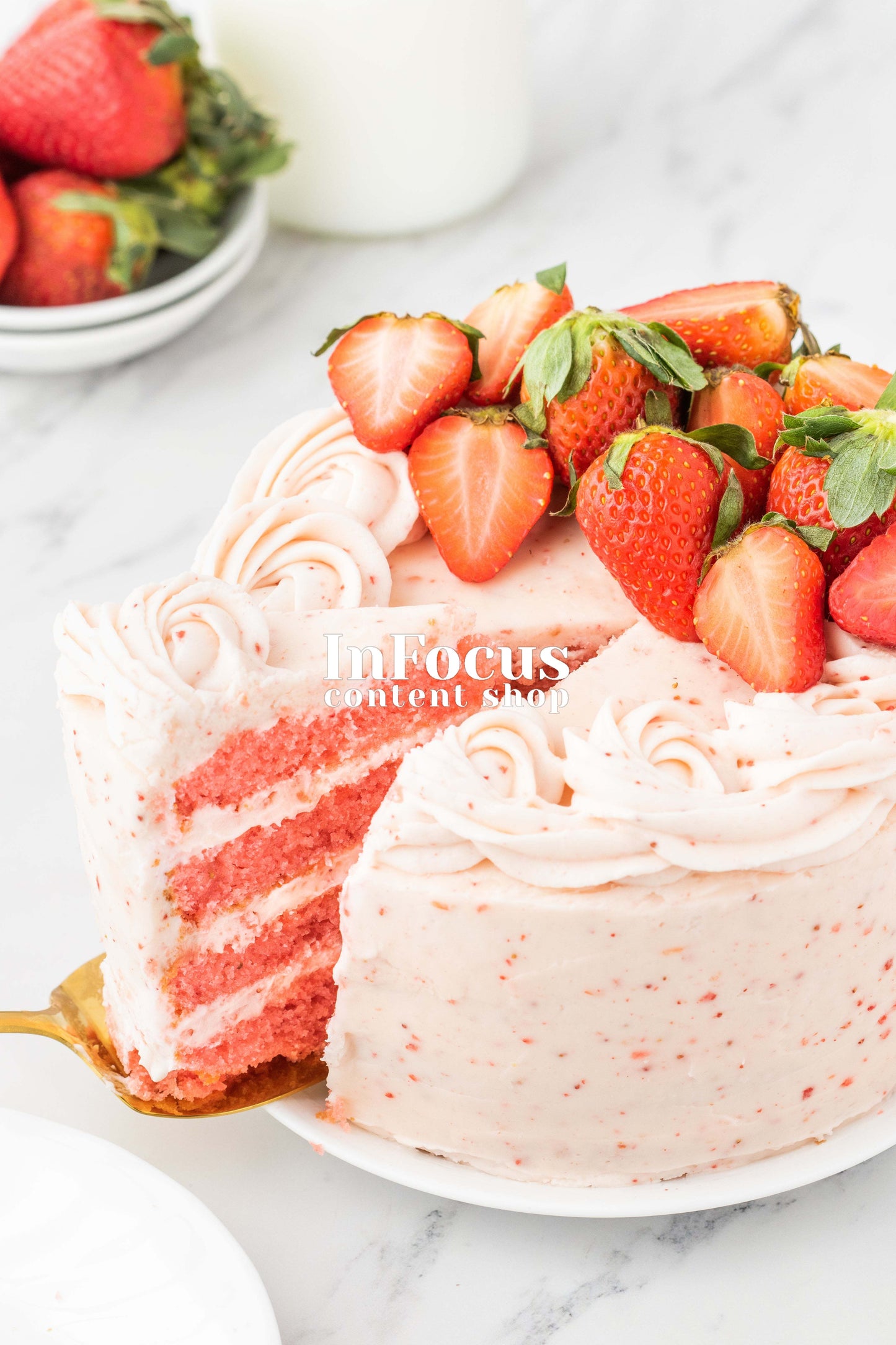 Double Strawberry Layer Cake- Semi-Exclusive Set 1