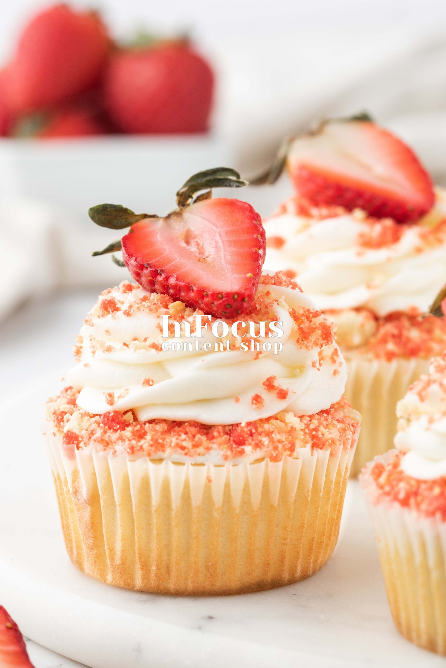 Strawberry Crunch Cupcakes- Exclusive
